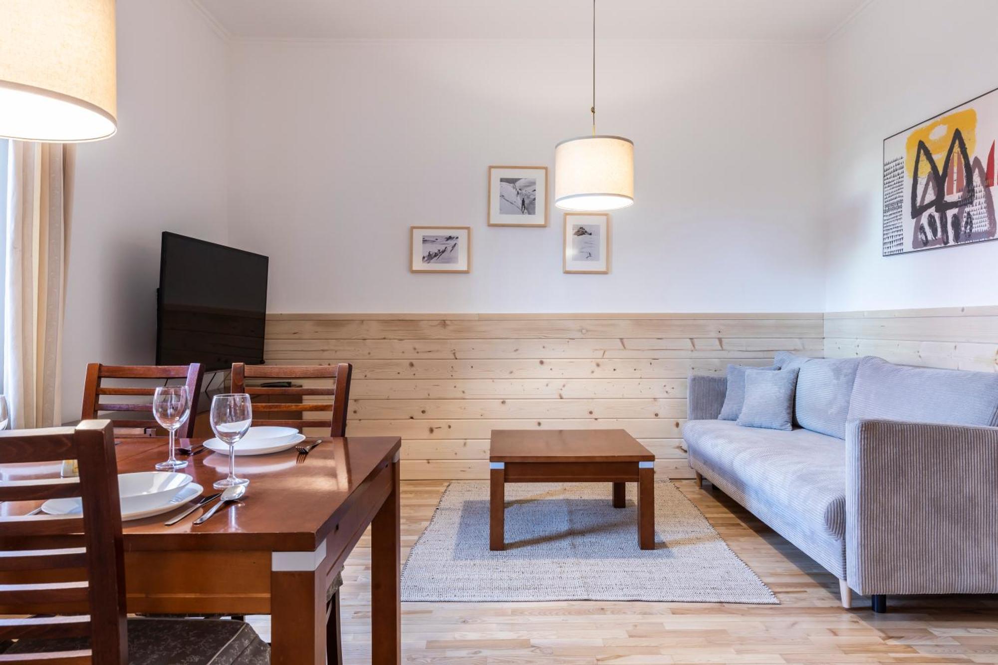 Leilighetshoteller Tatrytop Radowid Basen Sauna